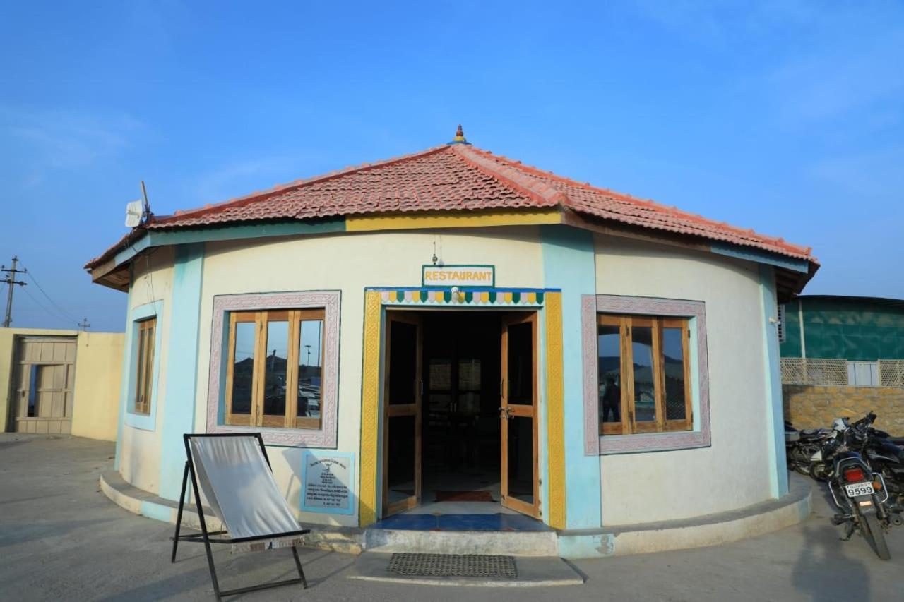 Hotel Rann Of Kachchh Dholavira Eksteriør bilde